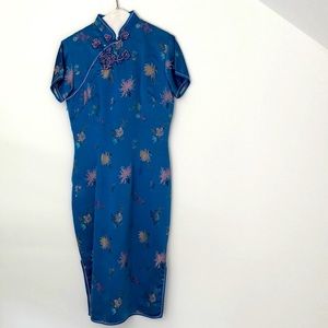 36 Vintage Little China Girl Dress Chrysanthemum Oriental Dragon Lady